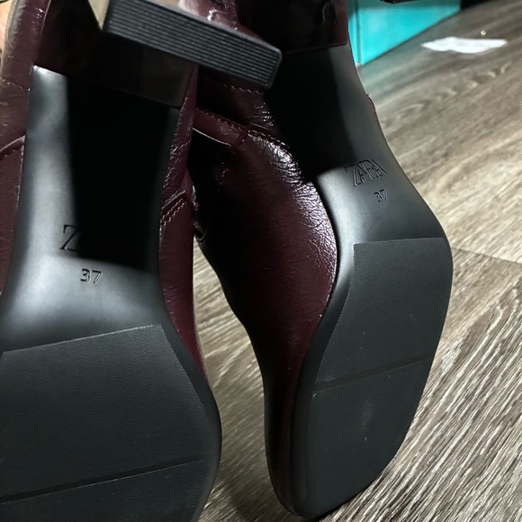 Brand New Zara Patent Leather Burgundy Ankle Boots. SZ 37 - Picture 4 of 4
